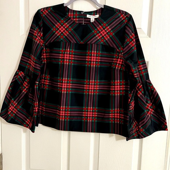 Free Assembly Cute women multi color top with bell sleeves, slit sides. Size S - Picture 5 of 13